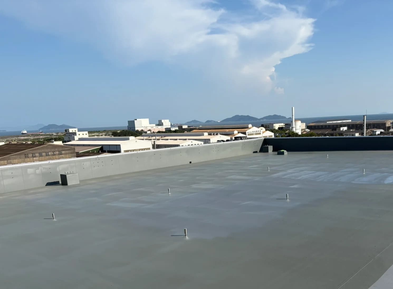 某工場 超速硬化ウレタンスプレー防水施工